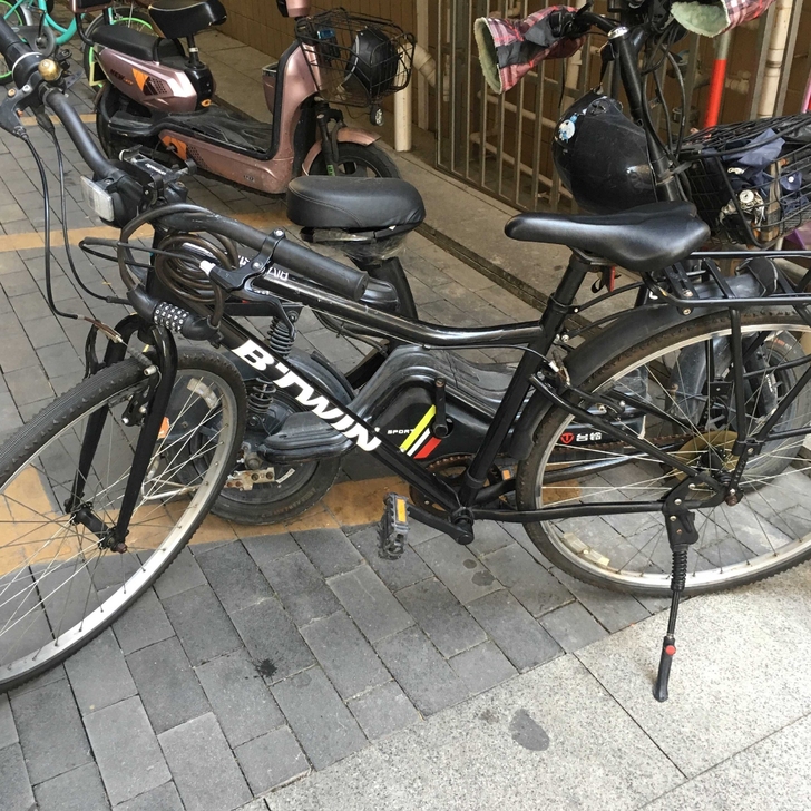 迪卡侬长途旅行车山地自行车，公路车代步神器...