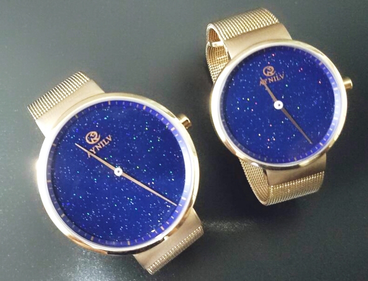 时尚潮流防水网钢带手表 厚度：7mm 直径...