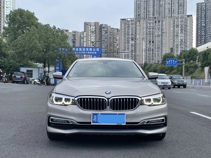 2017年08月上户,宝马530Li,领先...