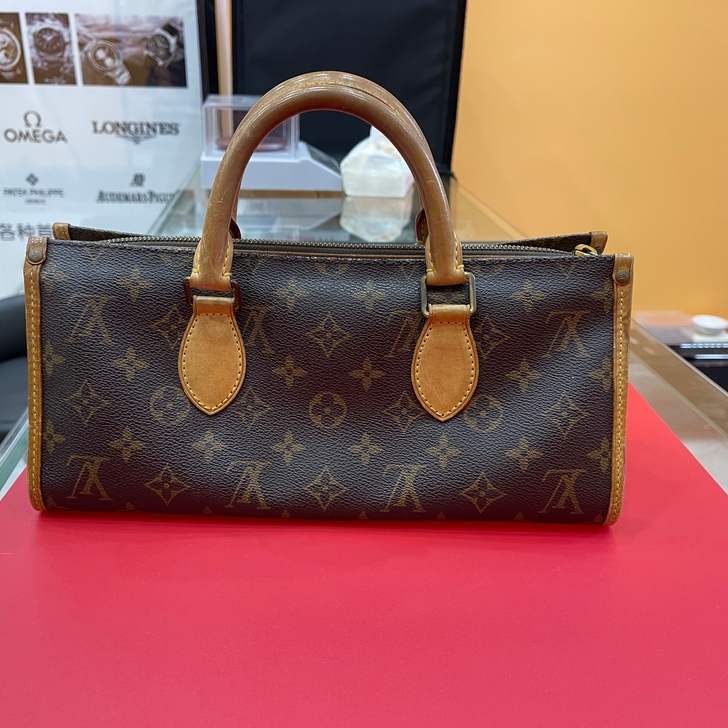 正品08年中古LV金球三角包,毕竟奢侈品牌...