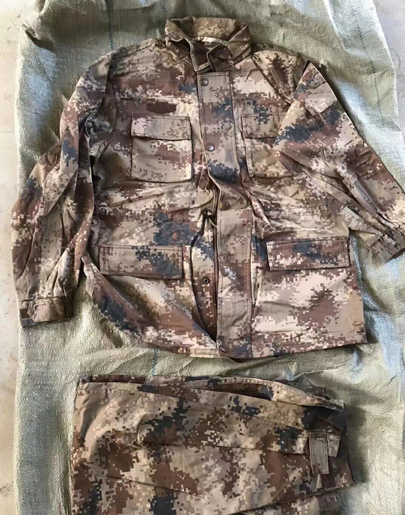 二手迷彩工作服 套装 冬款 正品保证尺码齐...