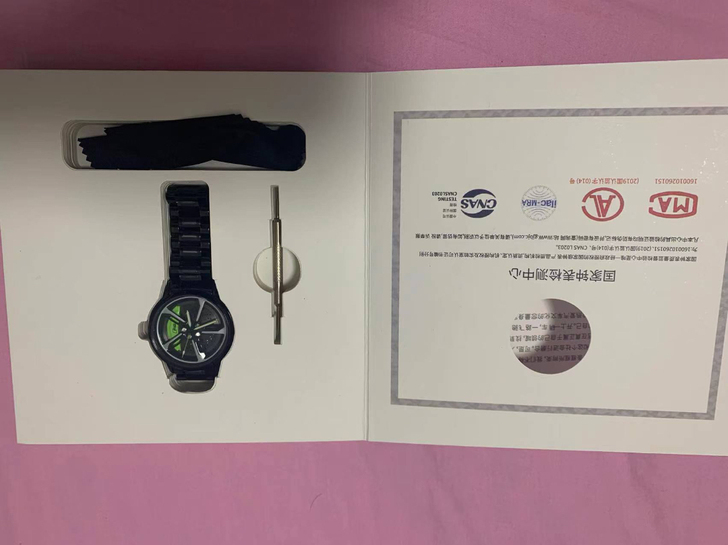 出 SVJ 奥迪RS7刀锋超跑轮毂手表