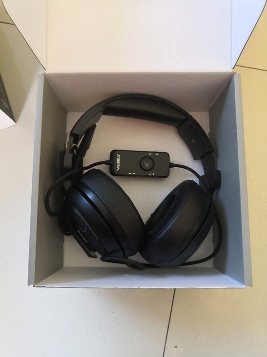 USB接口的电脑耳机，买回来没用，包装都在...