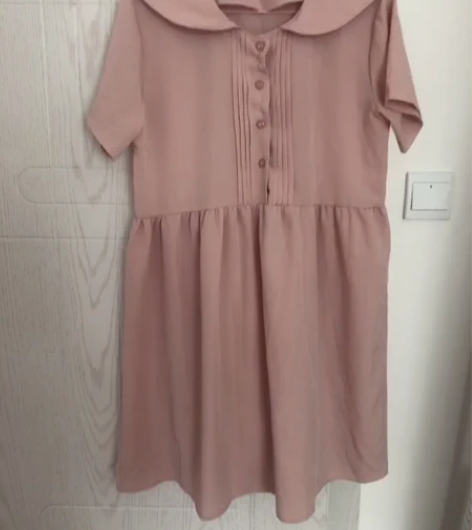 全新YUKI XIAO SHU藕粉色连衣裙...