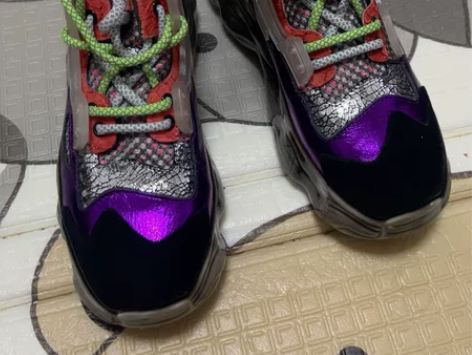 女士增高运动鞋，38，就一双码，鞋底试穿痕...