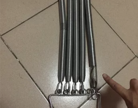 健身器材 拉力器10自取不包邮，太沉，有点...