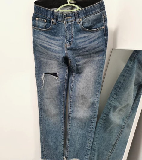 修身牛仔裤，腰围75 感兴趣的话点“我想要...