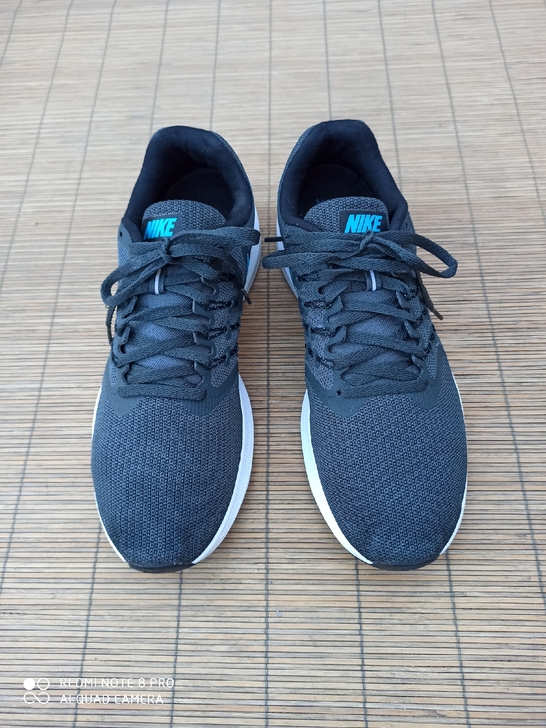 43码耐克运动鞋