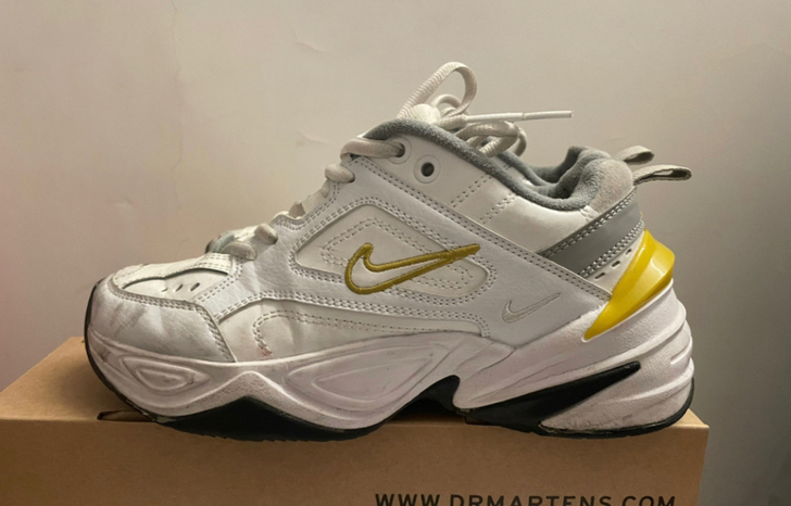 品牌型号  nike m2k