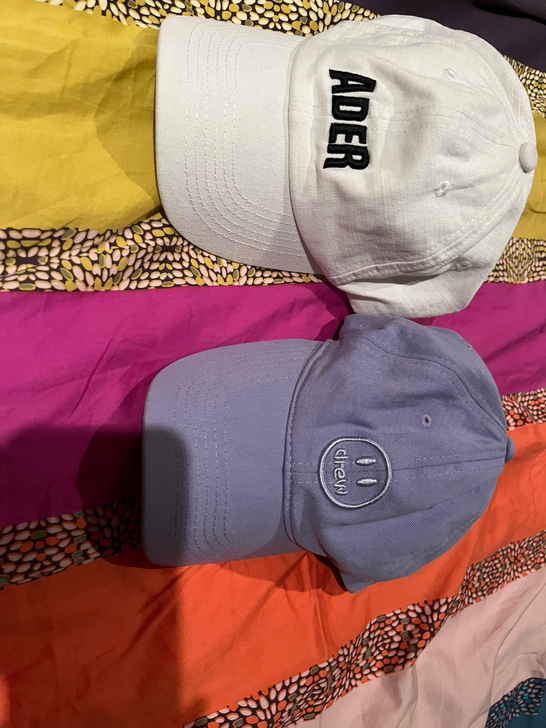 25俩个包邮，没带几次。软顶，男女同款，可...