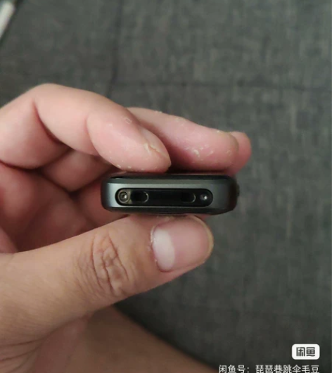 魅族手表表带充电器都有丢丢划痕可无视 感兴...