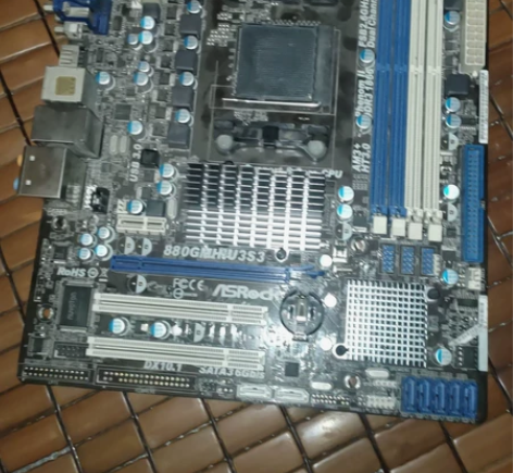 华擎主板880GMH/U3S3，曾经也是很...