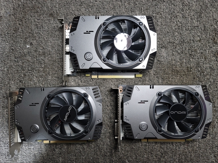 3块昂达RX550 4G电脑显卡