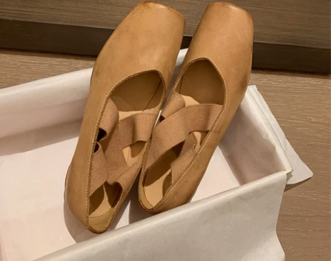 盛先生~猪鼻子复古芭蕾舞鞋单鞋女交叉绑带方...