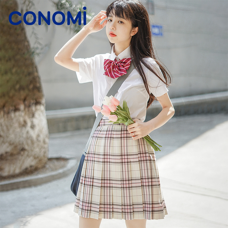 conomi 半身裙粉白格48cm 尺码是...