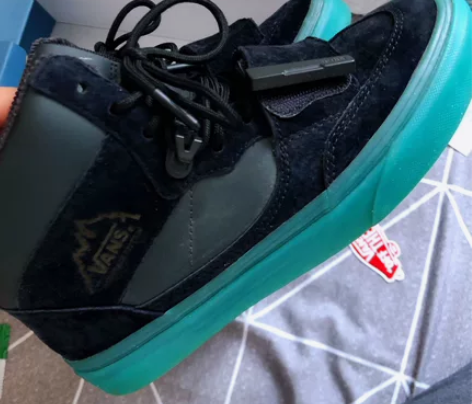 Vans×c2h4联名 仅下地一次 鞋子非...