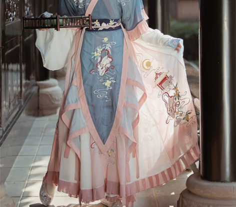 [出]耀春 广寒月兮晋制汉服L码 有吊牌 ...