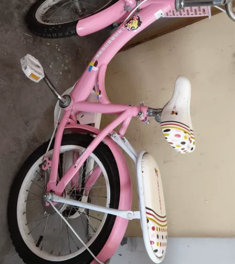 凤凰小孩自行车辅助轮没有了， 感兴趣的话点...