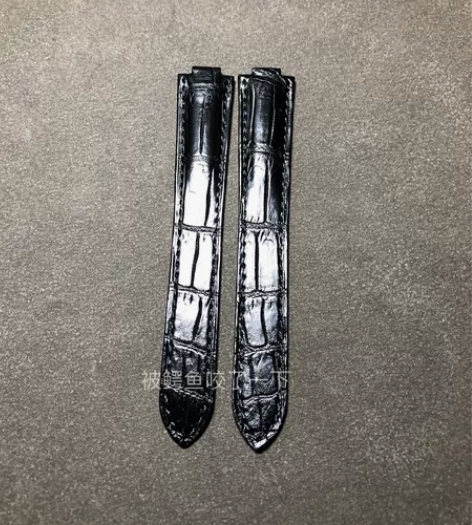 卡 地亚蓝气球鳄鱼皮表带双面鳄鱼皮33表盘...