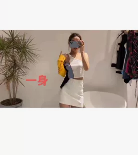 NK上衣，露肩，运动风，薄料，辣妹可穿，1...
