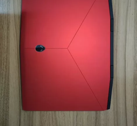 外星人笔记本m15星云红,显卡rtx207...