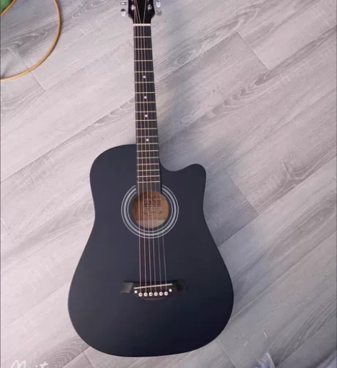 【吉他亏本处理】琴行倒闭 房租到期 积压大...