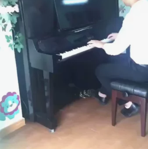 韩国原装进口世正钢琴音色手感好 特价出 感...