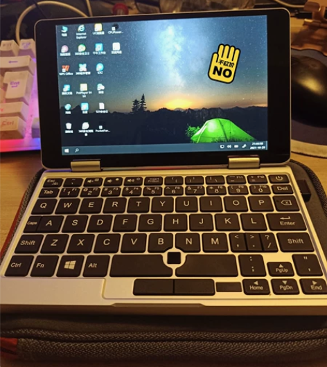 壹号本2S m3-8100y，内存8+25...