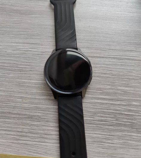 一加手表 99新 送充电器 不支持无理由退...