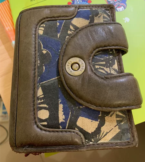 diesel 钱包 女士钱夹 商场专柜购买...