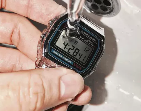 【电池用七年】卡西欧CASIO F-91W...