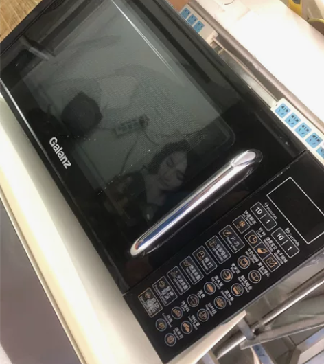 格兰仕电脑版微波炉，新款平板不带转盘的哦，...