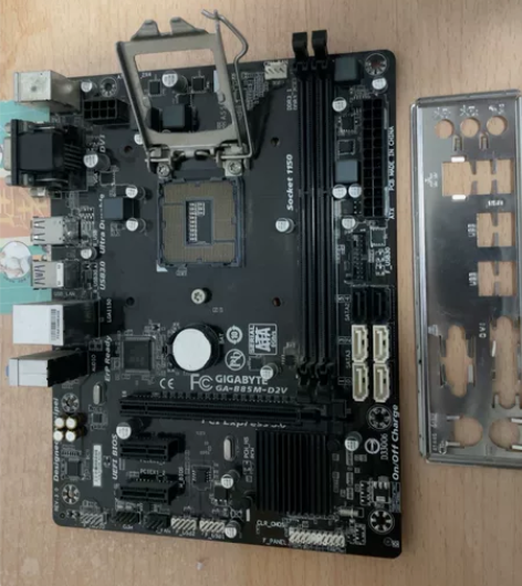原装技嘉GA-B85M-D2V主板,带原装...