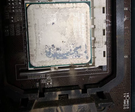 华硕主板加AMD641。自取50邮寄加10...