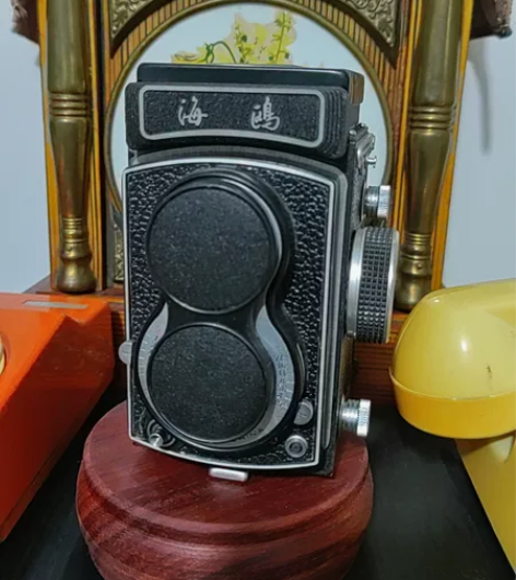 海鸥4A相机.品相很好!送原装皮套和背带!...