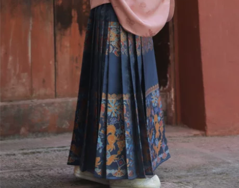 【2019淘宝造物节限定】兰若庭 汉服 如...