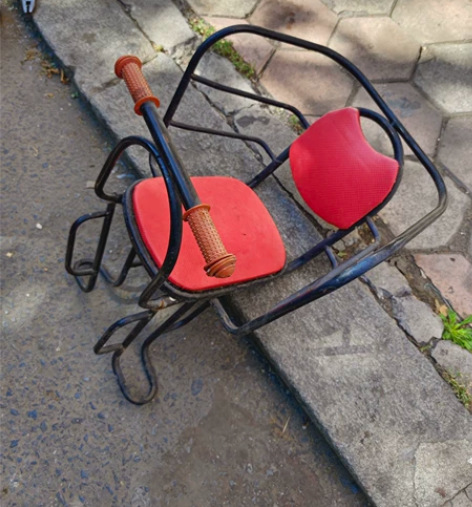 出售儿童自行车座椅 一切正常无毛病￥151...