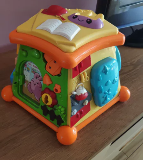 澳贝玩具，模拟家庭客厅，厨房，卧室，卫生间...