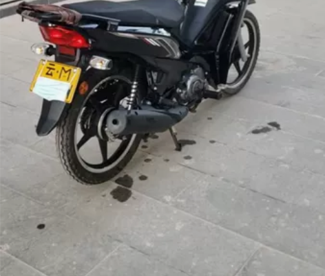 雅马哈凌骏T115弯梁摩托车，国四电喷弯梁...