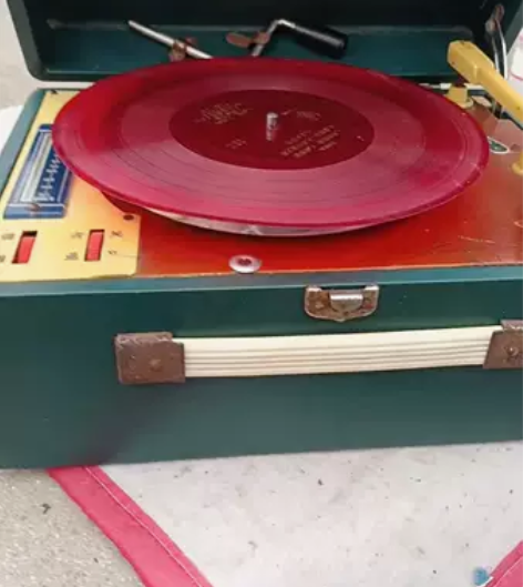 老物件，民俗用品，电影道具，海燕713手摇...