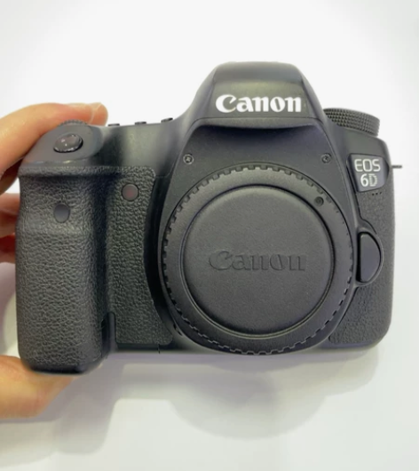 佳能EOS6D单机身，机器正常使用磨损，自...
