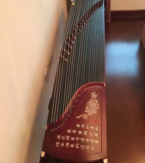 二手古筝几乎全新，运城自提谢谢 感兴趣的话...