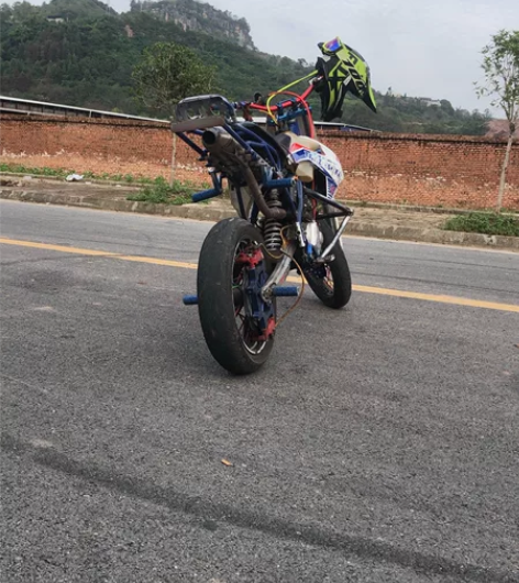 雷神特技摩托车，越野滑胎 发动机没有任何问...