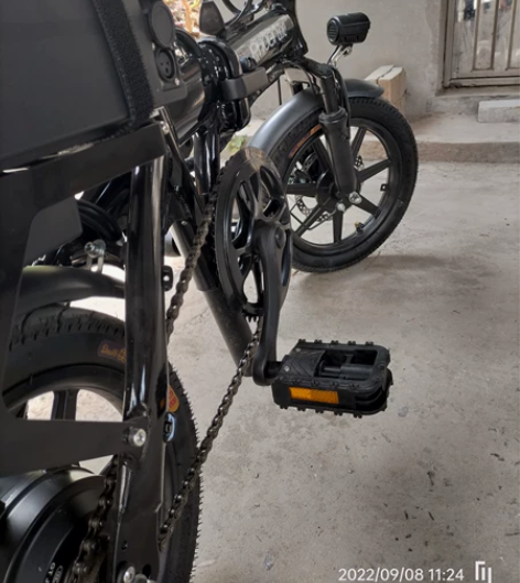 刚买的代驾电动车，锂电池35A可续航100...