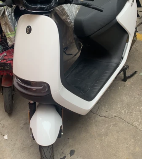 九号E100电动车,全新全新,,,各种膜没...