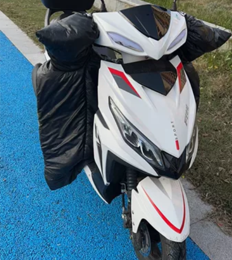 坤豪125 9.9成新! 感兴趣的话点...