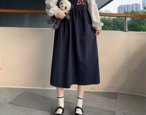 背带裙女春秋新款长款学生森女可爱日系小个子...