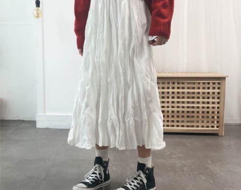 ins超火的半身裙中长款2019新款春秋白...
