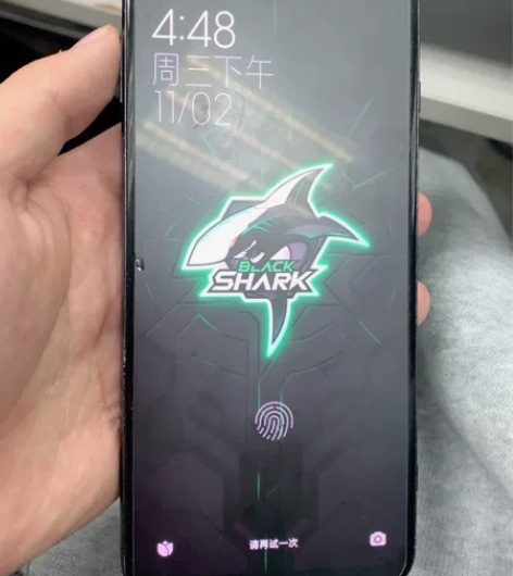 黑鲨3 5G 12+128 成色如图，自己...