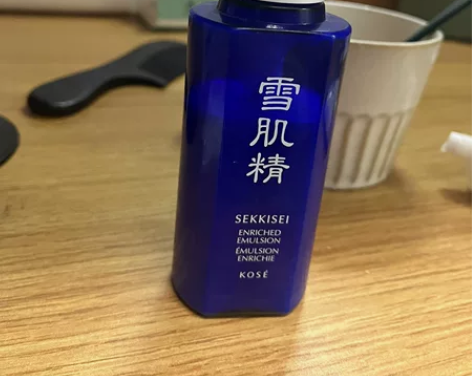 雪肌精乳液经典滋润型140ml 全新未使用...